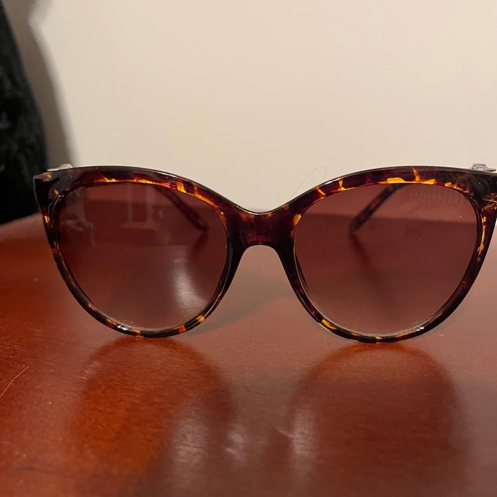 Tiffany tortoise shell sunglasses